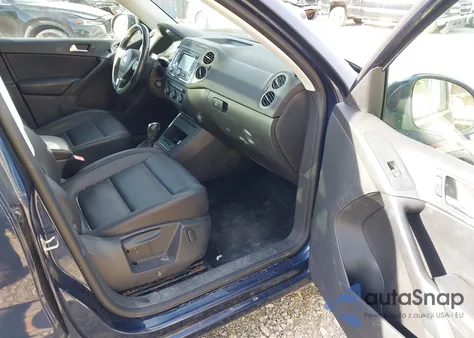 2013 Volkswagen Tiguan S/Se/Sel from USA, damaged, VIN WVGAV7AX7DW557612